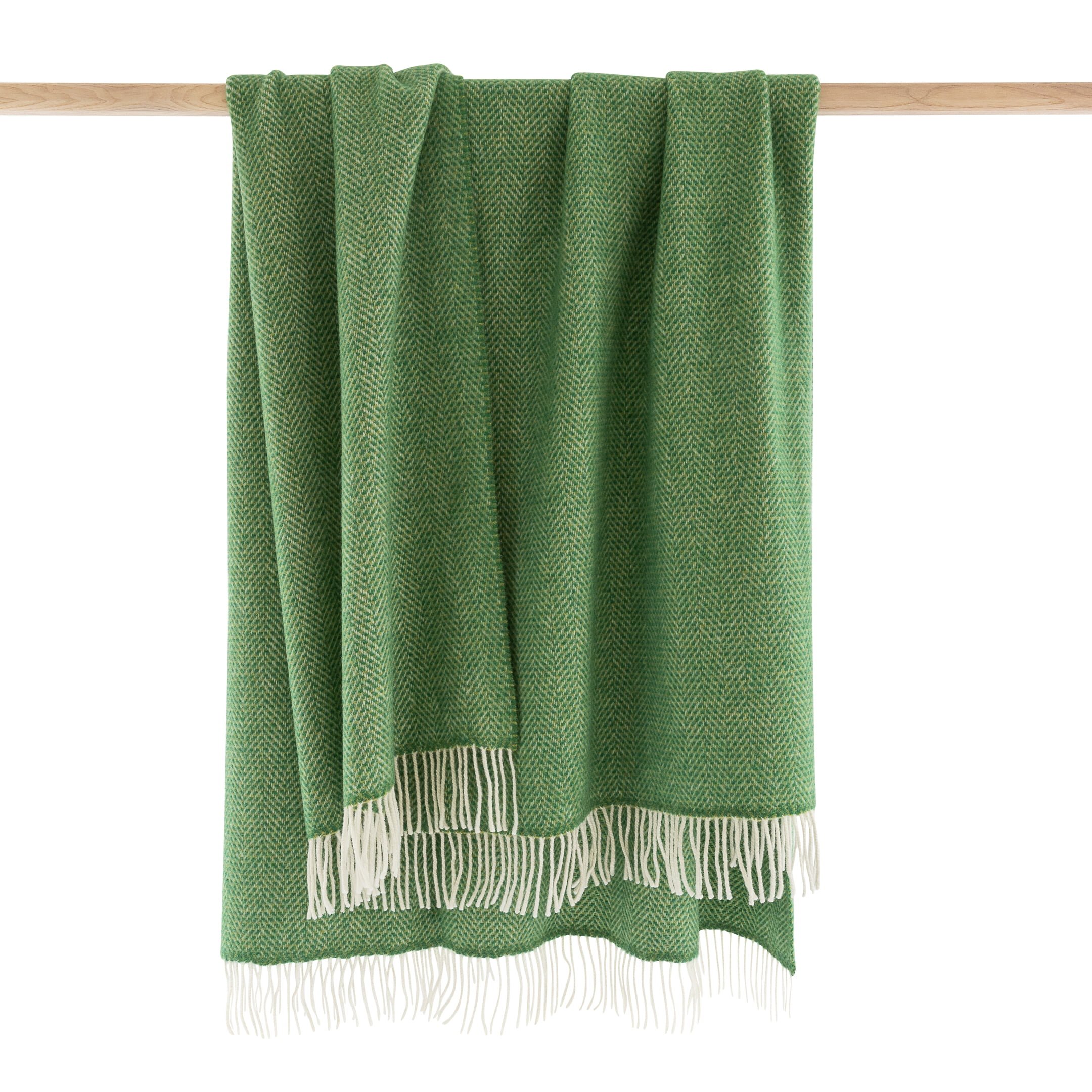 John Hanly - Merino Wool Cashmere Throw Green Herringbone - 137 x 180cm (54 x 71”) John Hanly - Merino Wool Cashmere Throw Green Herringbone - 137 x 180cm (54 x 71”)