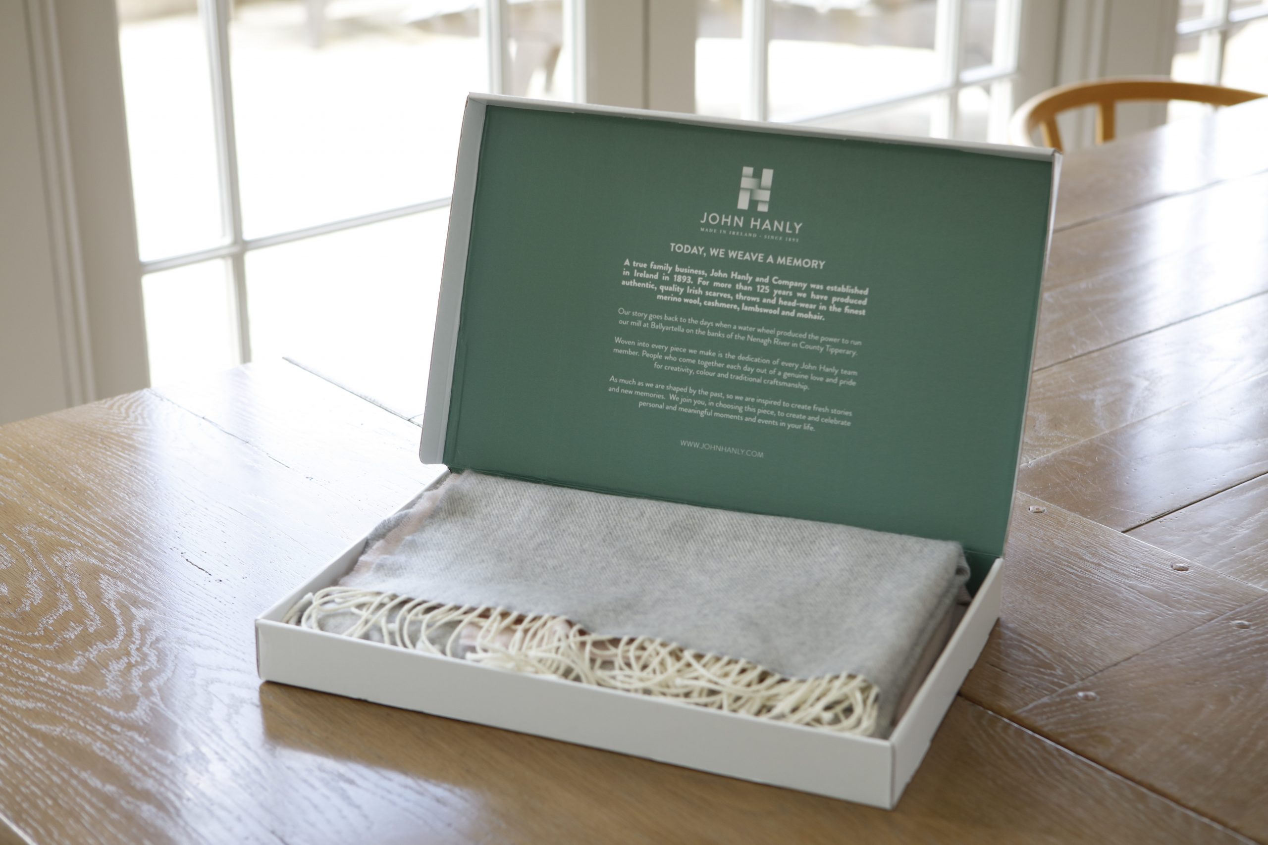 Scarf Box